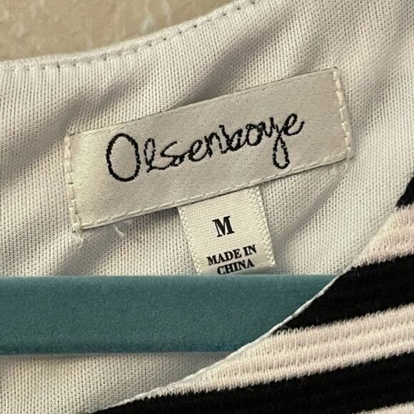 Olsenboye - Womeb’s black / white textured stripe dress - Picture 4 of 11